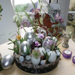 Zinkbakke med plads til blomster