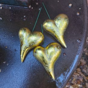 Keramikhjerte, guld p� tr�d (3 stk.)