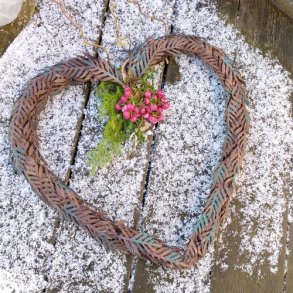 Stort rusthjerte af bregneblade