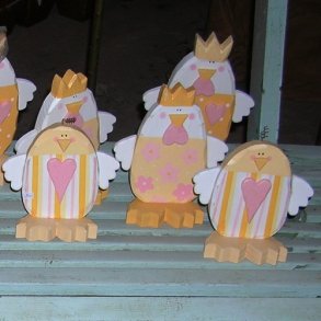 P�skekyllinger i tr�, sm� (3 stk)