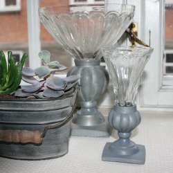 Glasvase med jernfod, lille 