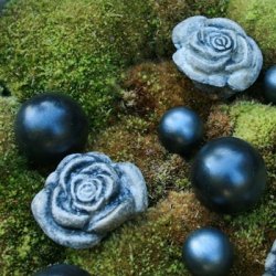 Aluminiumsblomst, rose