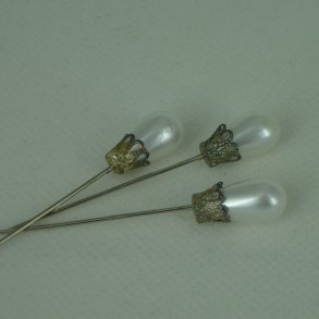 Knappenle m/stor perle